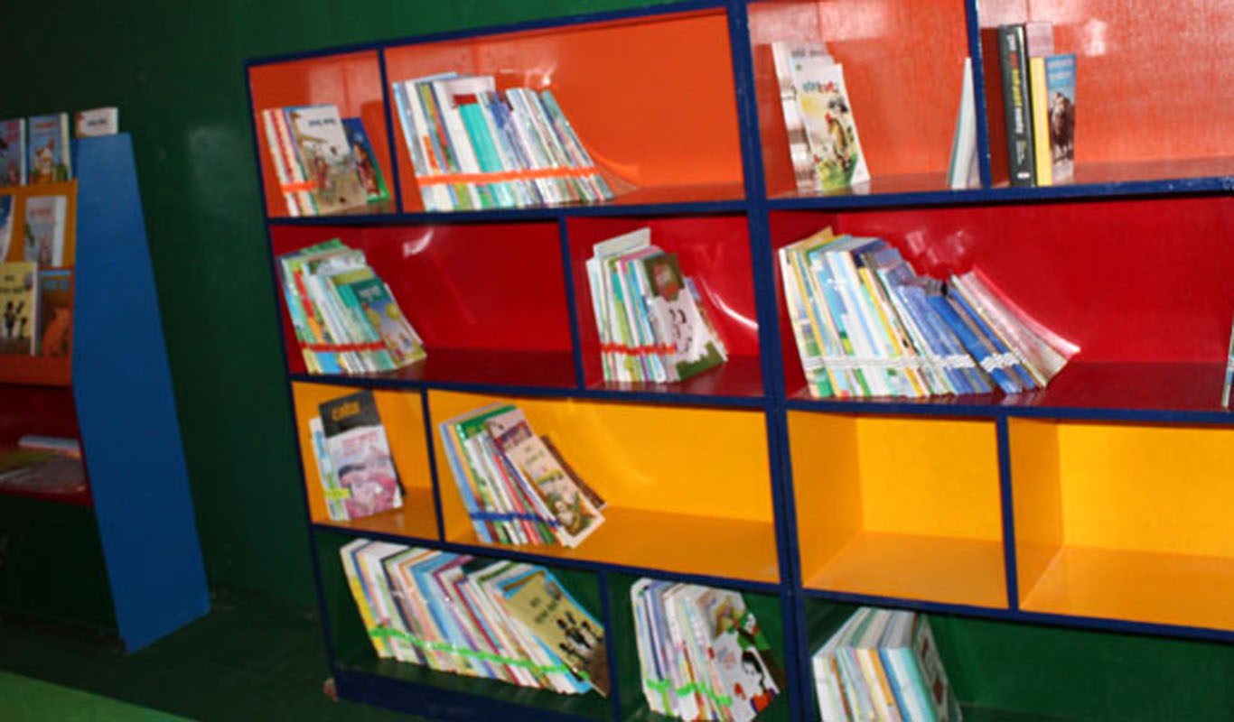 कक्षा काेठामा Book Corner